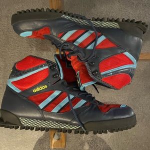 Adidas Marathon TR mid hiking boot